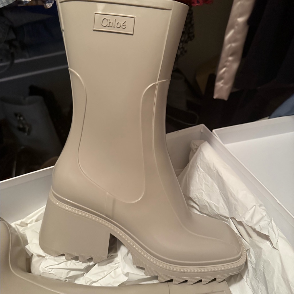 Chlo Beige Rubber Boots